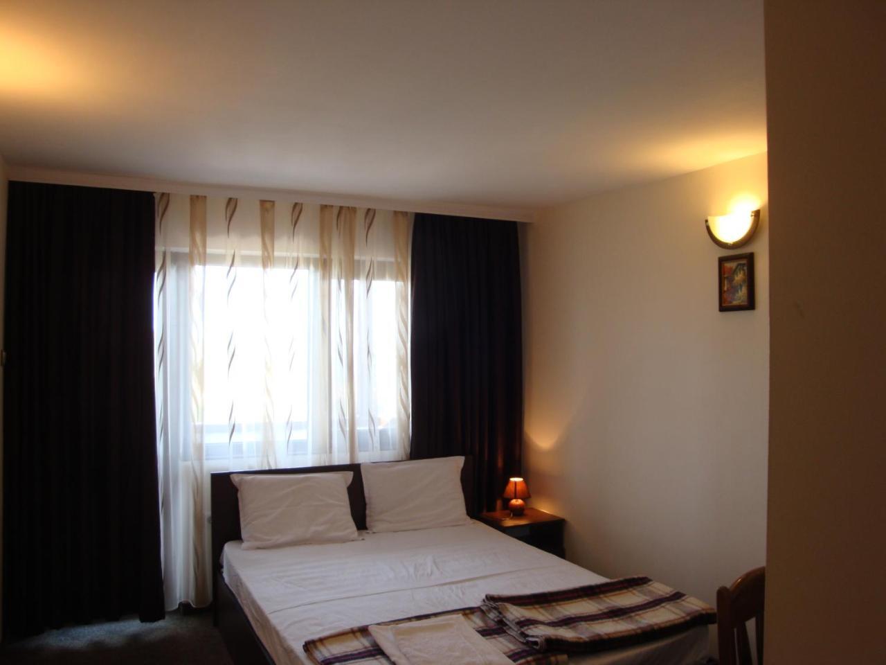 Family Hotel Diana Lyaskovo  Eksteriør bilde